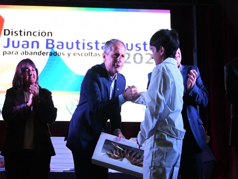 Se entregaron las distinciones "Juan Bautista Bustos"