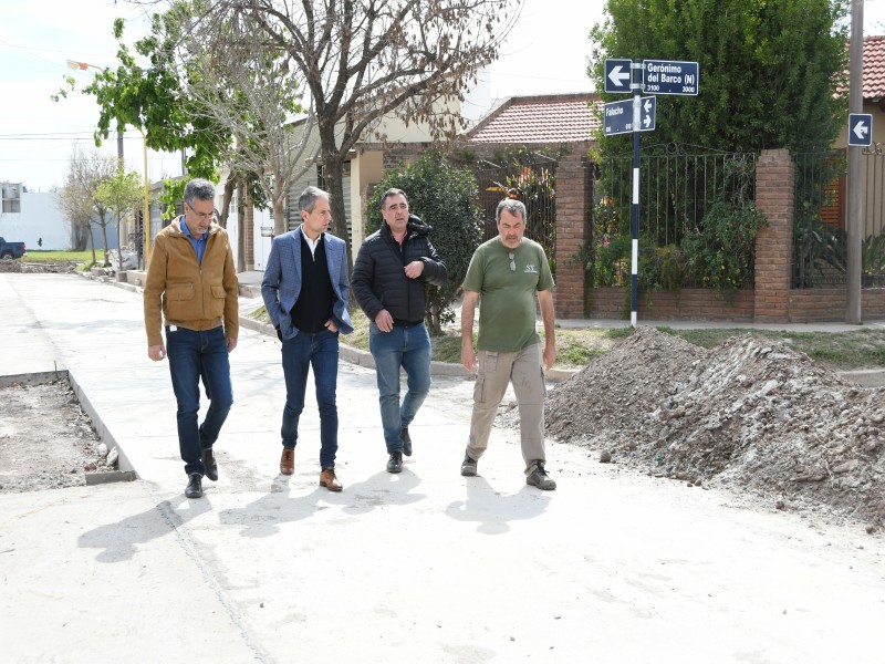 Pavimentación en Bº Roque Sáenz Peña: Comenzaron los trabajos en parte del sector Cispren