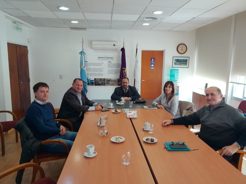 Continúan las acciones para maximizar los trabajos en la Planta Elaboradora de Medicamentos