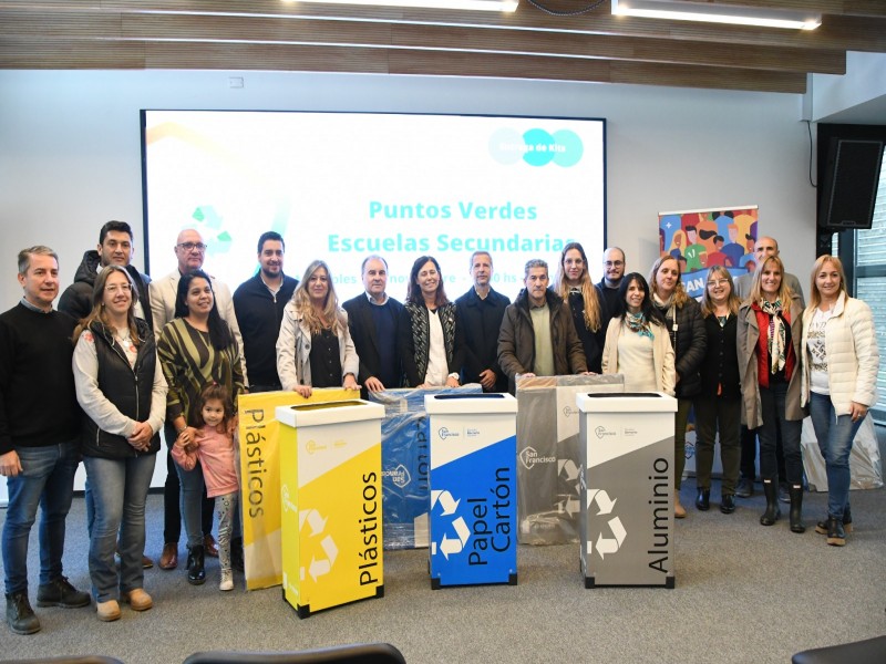 Economía Circular: Entrega de 20 nuevos Kits Ambientales